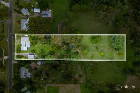 Property photo of 50 Fawkner Crescent Barellan Point QLD 4306