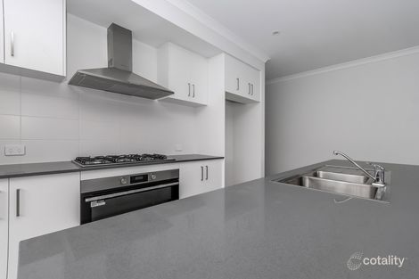 Property photo of 33 Cardinal Loop Lakelands WA 6180