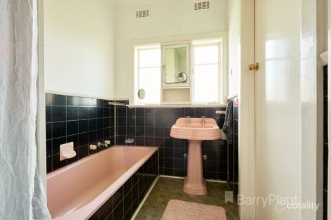 Property photo of 2 Benga Avenue Dandenong VIC 3175