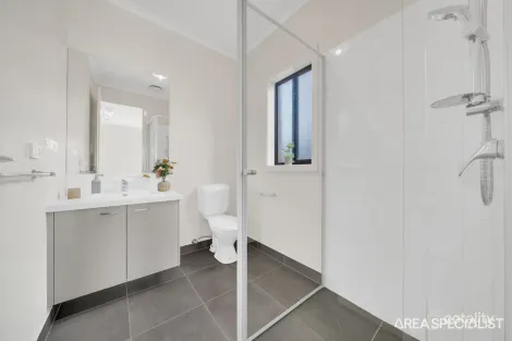 Property photo of 9 Inspire Street Rockbank VIC 3335