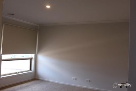 Property photo of 11 Aspera Drive Werribee VIC 3030