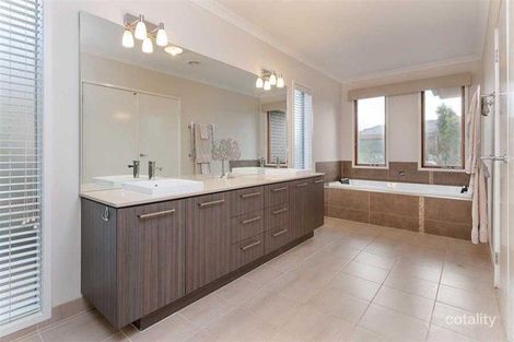 Property photo of 55 Bluegum Circuit Riddells Creek VIC 3431