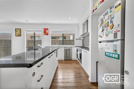 Property photo of 6 Bexley Terrace Donnybrook VIC 3064