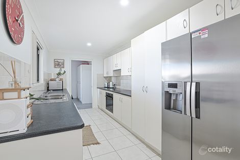 Property photo of 20 Desgrand Street Emerald QLD 4720