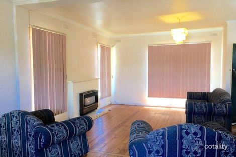 Property photo of 54 Maple Avenue Wendouree VIC 3355