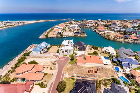 2 Specks Ct, Wannanup, WA 6210
