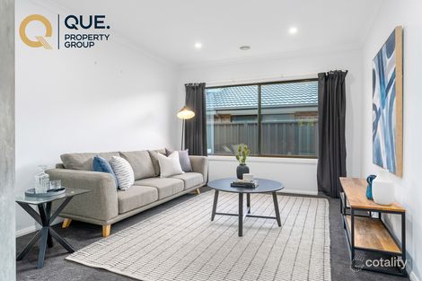 Property photo of 14 Clearwater Place Thurgoona NSW 2640