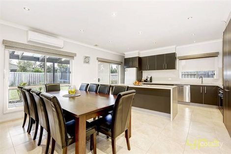 Property photo of 7 Egan Close Werribee VIC 3030