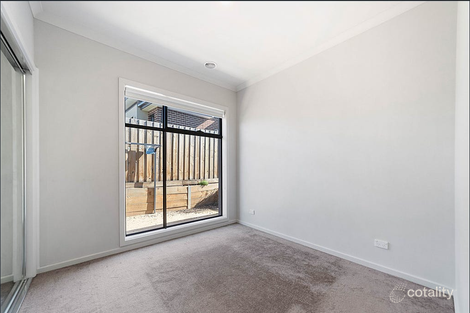Property photo of 4/22 Tableland Road Tarneit VIC 3029
