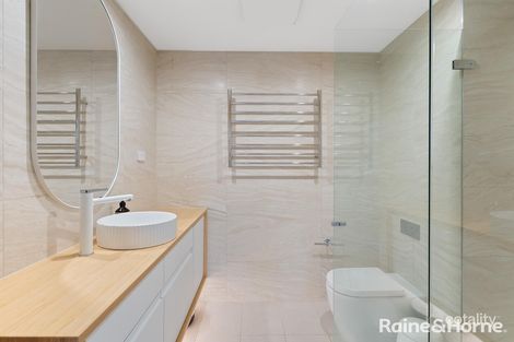 Property photo of 207/8 St George Street Gosford NSW 2250