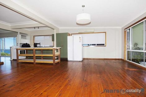 Property photo of 27 Pacific Drive Swansea Heads NSW 2281