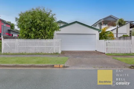 28 NUNDAH AVE, MIAMI, QLD 4220