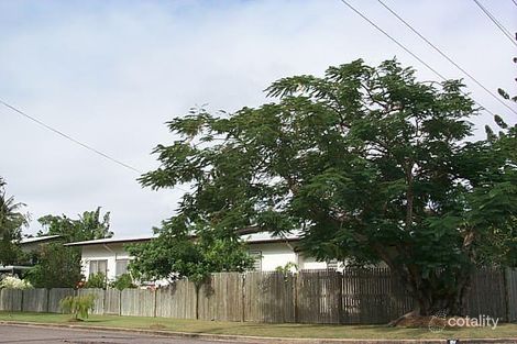 18 Esk St, Rowes Bay, QLD 4810