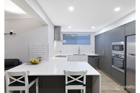 Property photo of 14 Cranbrook Crescent Killarney Vale NSW 2261