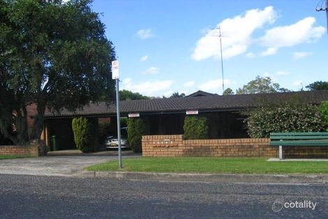 25 Brougham St, East Gosford, NSW 2250