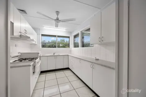 Property photo of 37 Pixley Crescent Heatley QLD 4814