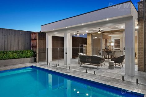 Property photo of 3 Paragon Way Waterways VIC 3195