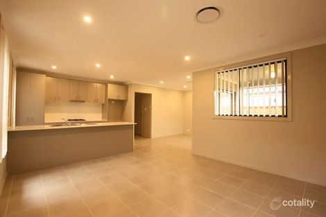 14 Booth St, Gregory Hills, NSW 2557