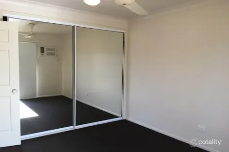 Property photo of 9/11 Albert Street Cranbrook QLD 4814