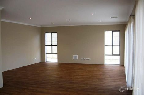 Property photo of 61 Roundhouse Parade Jindalee WA 6036