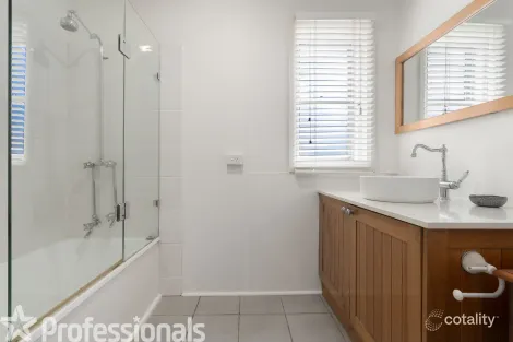 Property photo of 425 Summer Street Orange NSW 2800
