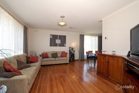Property photo of 19 Whites Lane Glen Waverley VIC 3150