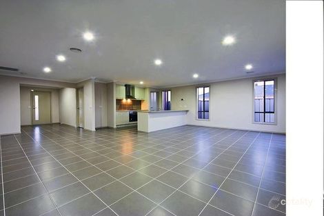 Property photo of 14 Lorikeet Crescent Whittlesea VIC 3757