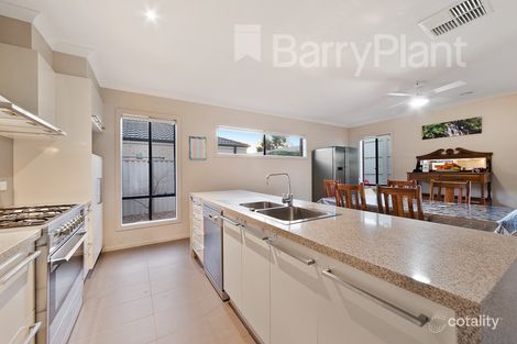 Property photo of 20 Inspiration Circuit Pakenham VIC 3810