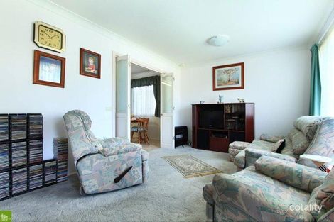 Property photo of 19 Glenview Street Dapto NSW 2530