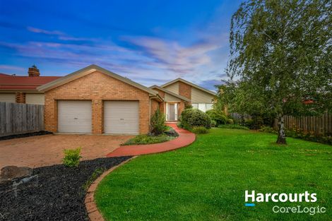 Property photo of 19 Edrington Park Drive Berwick VIC 3806