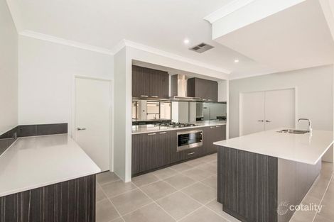 Property photo of 19 Grapple Road Whitby WA 6123