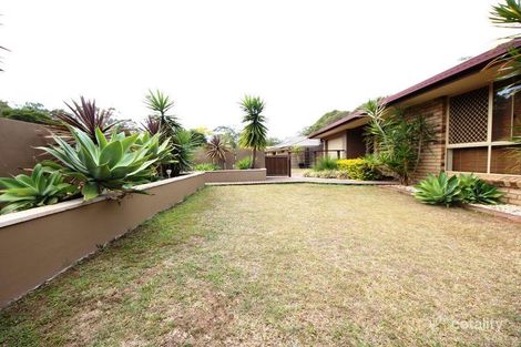 Property photo of 14 Honeysuckle Court Kallangur QLD 4503