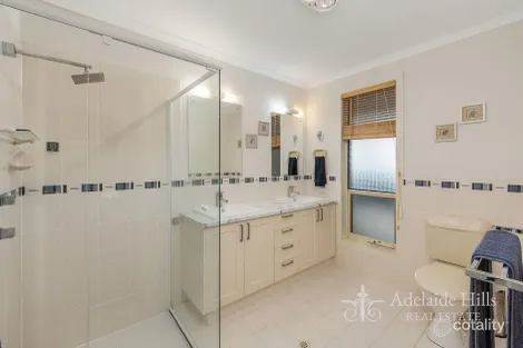 Property photo of 108 Burnbank Way Mount Barker SA 5251