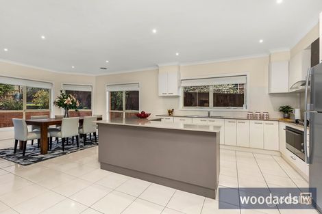 Property photo of 10 Tamar Grove Oakleigh VIC 3166
