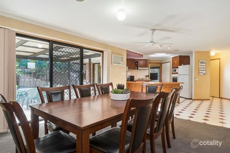 Property photo of 14 Flying Star Walk Skye VIC 3977