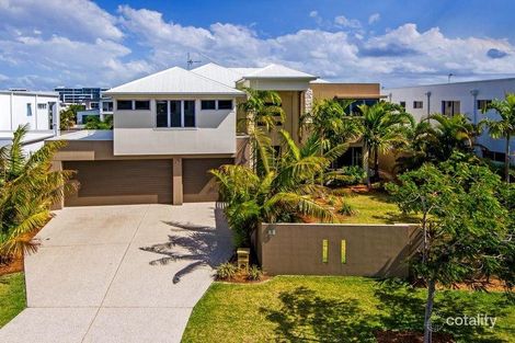 Property photo of 37 North Quay Drive Biggera Waters QLD 4216