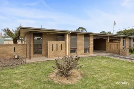 2/11 Mckenzie St, Cobden, VIC 3266