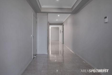 Property photo of 70 Clifton Circuit Tarneit VIC 3029