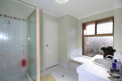 Property photo of 5 Brook Place Gosnells WA 6110