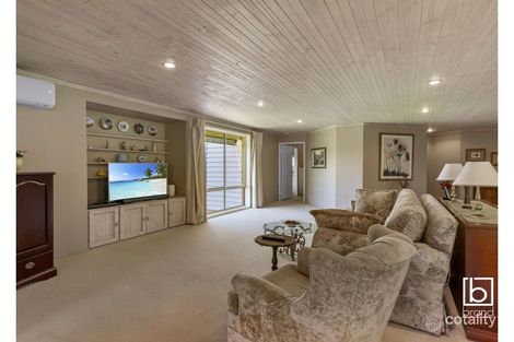 Property photo of 15 Montana Place Bateau Bay NSW 2261