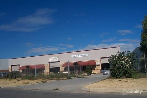 1/6 Cocos Dr, Bibra Lake, WA 6163