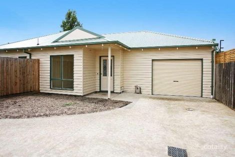 2/30 Clarence St, Geelong West, VIC 3218