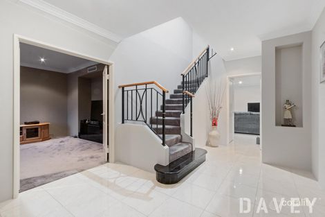 Property photo of 16 Da Vinci Drive Tapping WA 6065