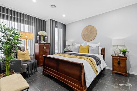 Property photo of 21 Bridport Circuit Tarneit VIC 3029