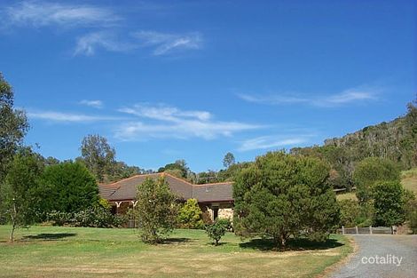 Property photo of 102 Stubbin Street Belivah QLD 4207