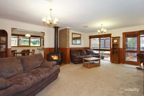 Property photo of 15 Bracken Avenue Montrose VIC 3765