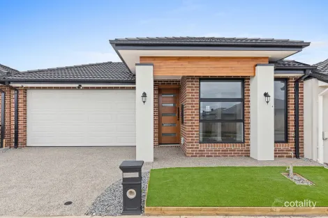6 Broiler St, Rockbank, VIC 3335