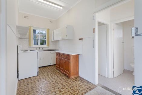 Property photo of 6 Noamunga Crescent Gwandalan NSW 2259