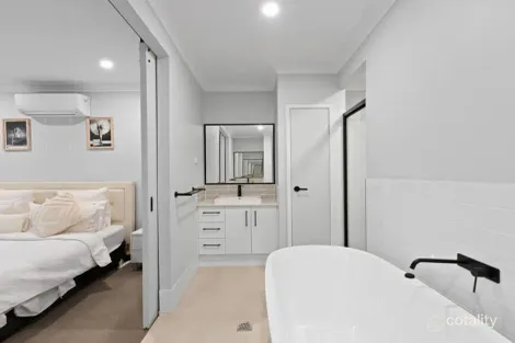 Property photo of 31 Aurora Street Spring Mountain QLD 4300