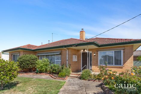 Property photo of 1 Cambridge Street Wendouree VIC 3355